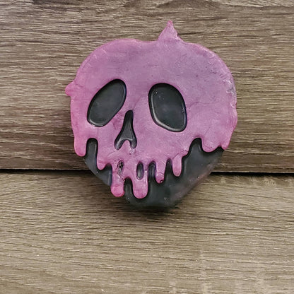 Poison Apple Soap – Enchanting Handmade Soap with a Sweet & Spooky Scent