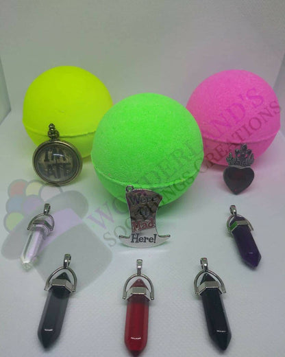 Gemstone Bath Bomb – Crystal-Infused Fizzy Bath Bomb for a Luxurious Soak